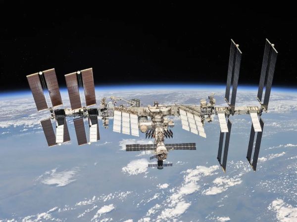 CRACKS FOUND ON THE INTERNATIONAL SPACE STATION ARE A 'FAIRLY SERIOUS ISSUE,' A FORMER NASA ASTRONAUT SAYS
