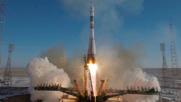 RUSSIAN SPACE MOVIE CREW SET FOR BLAST-OFF