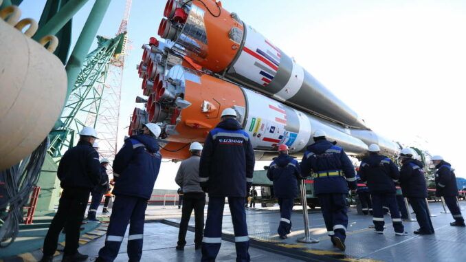 SOYUZ ROCKET ROLLS OUT FOR LAUNCH OF RUSSIAN FILM CREW