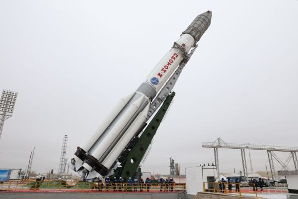 PROTON ROCKET TO LAUNCH TWO RUSSIAN BROADCASTING SATELLITES MONDAY