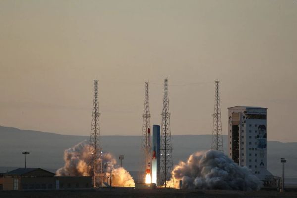 IRAN’S SIMORGH ROCKET FALLS SHORT OF ORBIT WITH THREE PAYLOADS ABOARD