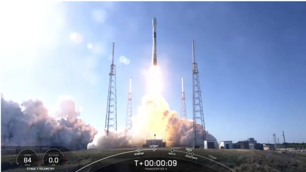 SPACEX LAUNCHES 105 SMALL SATELLITES INTO ORBIT, NAILS ROCKET LANDING