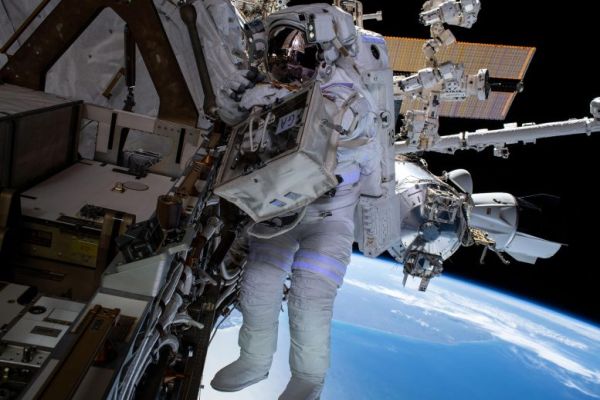 RUSSIAN SOYUZ SPACE STATION CREW LAUNCH SET FOR FRIDAY FOLLOWING TUESDAY’S SUCCESSFUL SPACEWALK