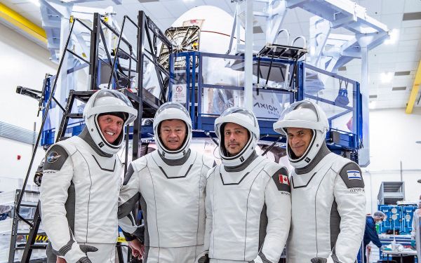 LAUNCH OF AXIOM’S COMMERCIAL SPACE STATION MISSION DELAYED UNTIL FRIDAY