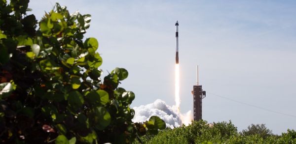 FIRST-OF-ITS-KIND COMMERCIAL ASTRONAUT MISSION HEADS FOR SPACE STATION 