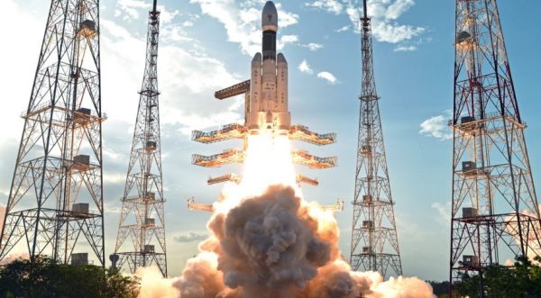 ONEWEB SIGNS CONTRACT TO LAUNCH SATELLITES FROM INDIA IN 2022