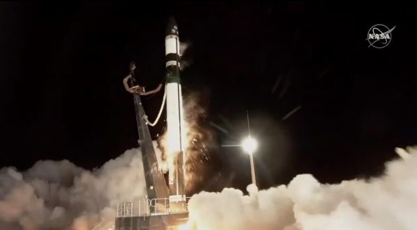 ELECTRON LAUNCHES CAPSTONE LUNAR CUBESAT