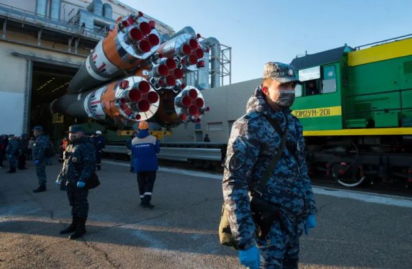 RUSSIA'S SPACE AGENCY TO LAUNCH IRANIAN SATELLITE INTO ORBIT