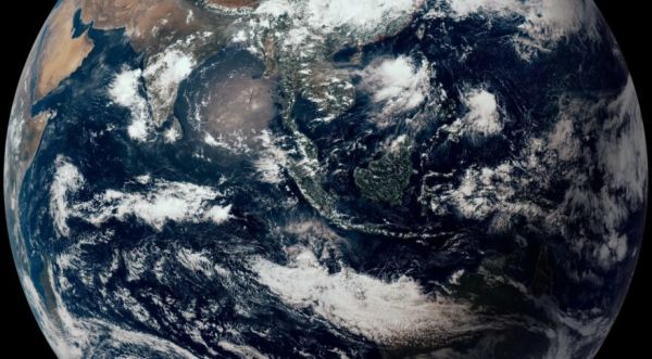 CHINESE SPACE FIRM RAISES FUNDS FOR COMMERCIAL WEATHER DATA SATELLITE CONSTELLATION