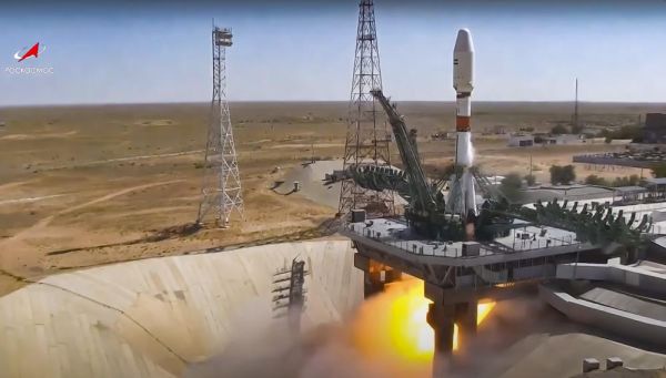RUSSIA SUCCESSFULLY LAUNCHES IRANIAN SATELLITE