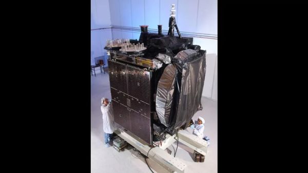 INTENSE SOLAR STORMS LEAVE INTELSAT'S GALAXY 15 SATELLITE OUT OF CONTROL