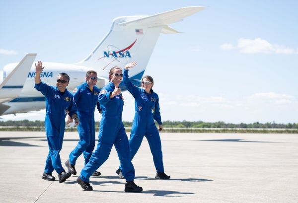 PREPS RESUME FOR SPACEX CREW LAUNCH AFTER HURRICANE IAN 