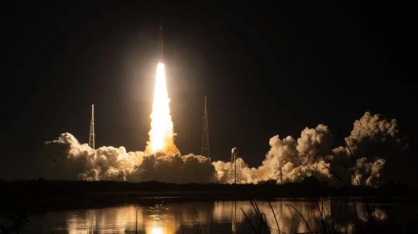 A SATELLITE THAT LAUNCHED ABOARD SLS IS ALREADY IN TROUBLE