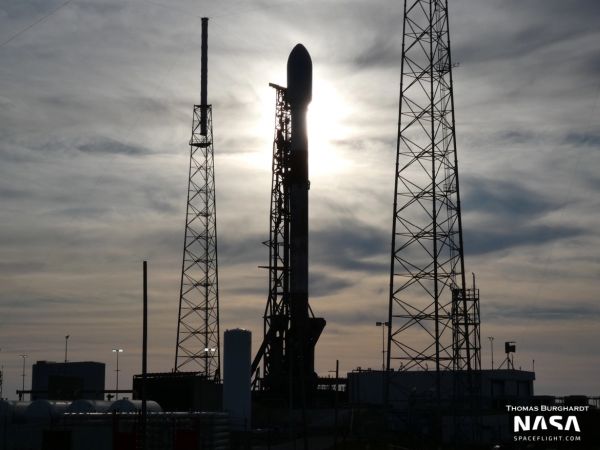 SPACEX DELAYS EUTELSAT-10B LAUNCH ON FINAL FLIGHT OF B1049