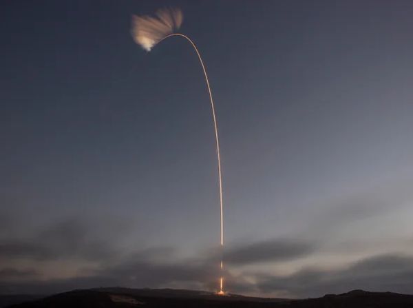 SATELLITE CONSTELLATIONS COULD HARM THE ENVIRONMENT, NEW WATCHDOG REPORT SAYS