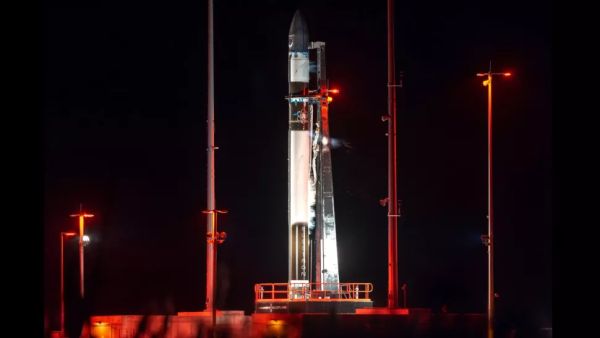 ROCKET LAB DELAYS 1ST US LAUNCH DUE TO UNACCEPTABLY HIGH WINDS