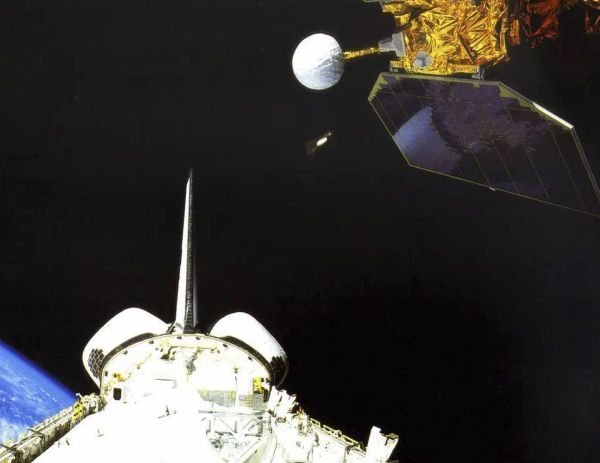 OLD NASA SATELLITE FALLING FROM SKY THIS WEEKEND, LOW THREAT