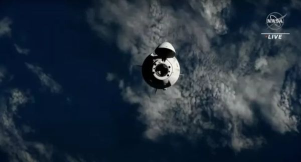 SPACEX DRAGON CAPSULE TO BE 5-PERSON 'LIFEBOAT' IN EVENT OF ISS EMERGENCY