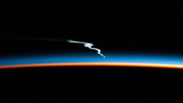 SPACEX'S FALCON HEAVY ROCKET LAUNCH LOOKED TOTALLY MAGICAL FROM THE ISS