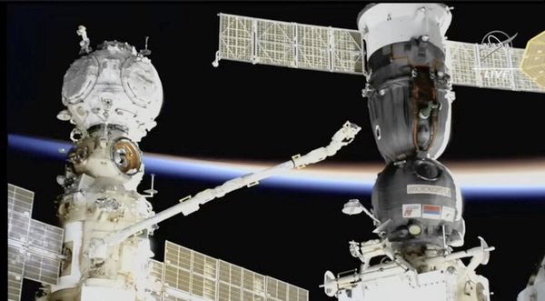 PERSISTENT COOPERATION ON THE SPACE STATION