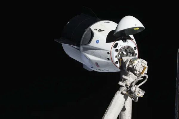SPACEX CREW DRAGON VEHICLE COULD BE USED TO EVACUATE ISS ASTRONAUTS IN AN EMERGENCY