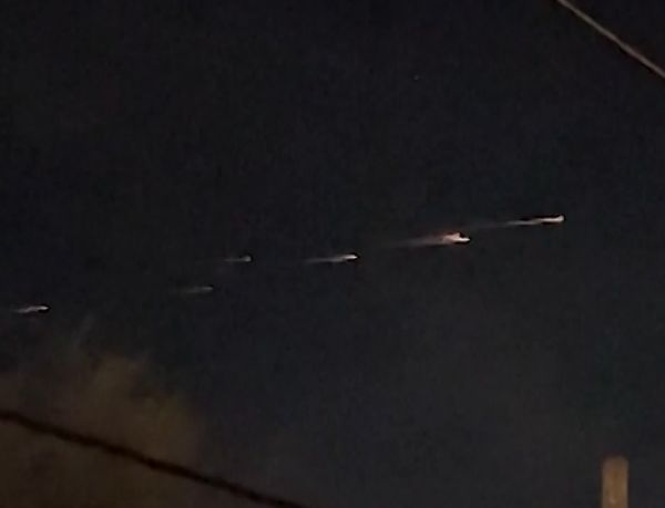 FLAMING SPACE DEBRIS RE-ENTERING ATMOSPHERE LIGHTS UP CALIFORNIA SKY
