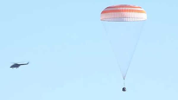 LEAKY SOYUZ SPACECRAFT AT SPACE STATION RETURNS TO EARTH IN SPEEDY LANDING