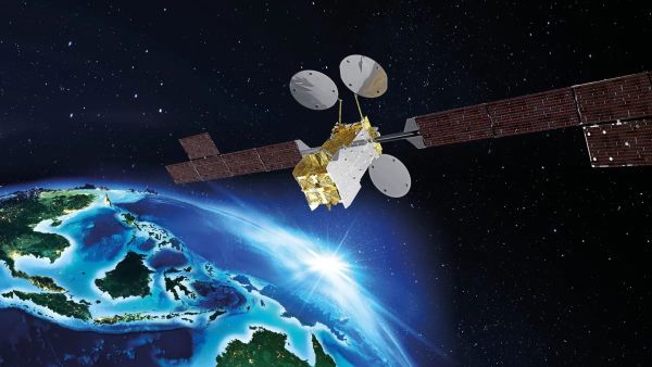 INDONESIA’S SATRIA-1 DEPLOYS SOLAR PANELS AHEAD OF GEOSTATIONARY TRIP