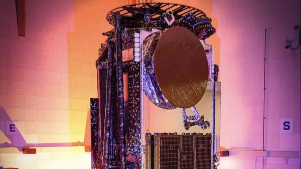 SPACEX FALCON HEAVY TO LAUNCH WORLD'S LARGEST PRIVATE COMMUNICATIONS SATELLITE ON JULY 26