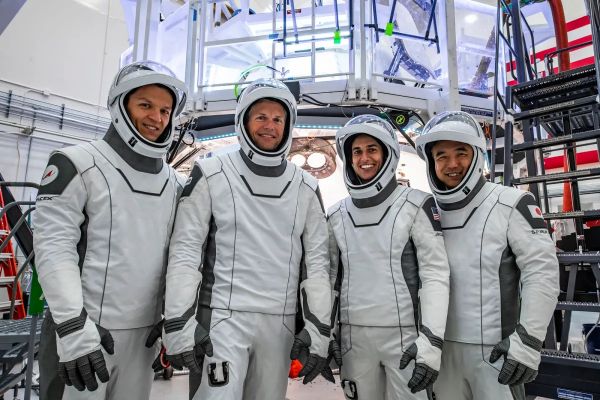 CREW DRAGON, SOYUZ MISSIONS SET FOR LAUNCHES TO ISS