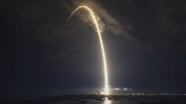 WATCH SPACEX LAUNCH 21 STARLINK SATELLITES EARLY TUESDAY