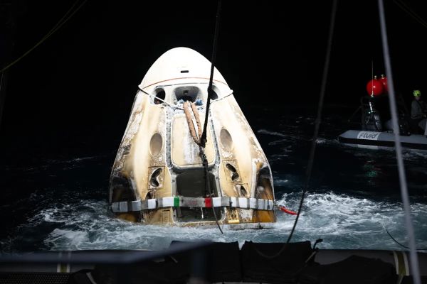 CREW-6 RETURNS TO EARTH