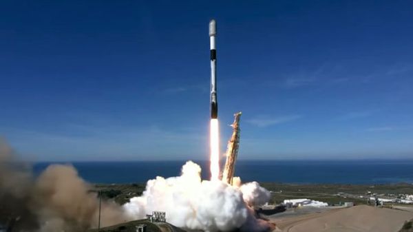 SPACEX LAUNCHES MORE THAN A HUNDRED PAYLOADS ON FALCON 9 MISSION FROM VANDENBERG