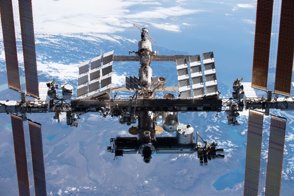 NASA ACKNOWLEDGES POSSIBILITY OF SHORT-TERM POST-ISS GAP