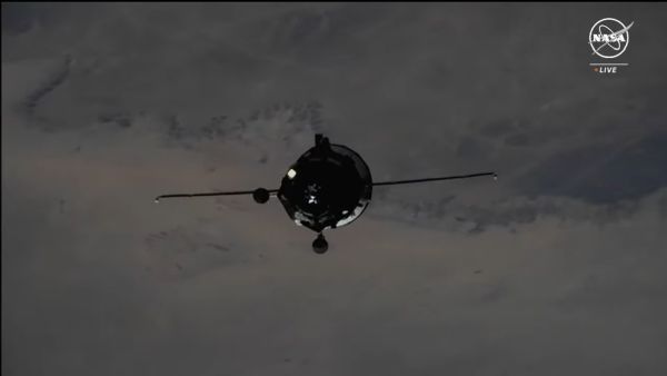 COSMONAUTS DOCK RUSSIAN PROGRESS CARGO SHIP TO ISS ON REMOTE CONTROL AFTER AUTOPILOT GLITCH