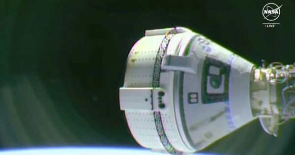 BOEING STARLINER STUCK ON SPACE STATION AS MORE LEAKS DISCOVERED