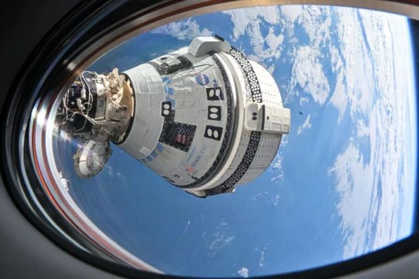 SPACE STATION ASTRONAUTS CHECK OUT STARLINER SYSTEMS AND PREPARE FOR CARGO DELIVERY