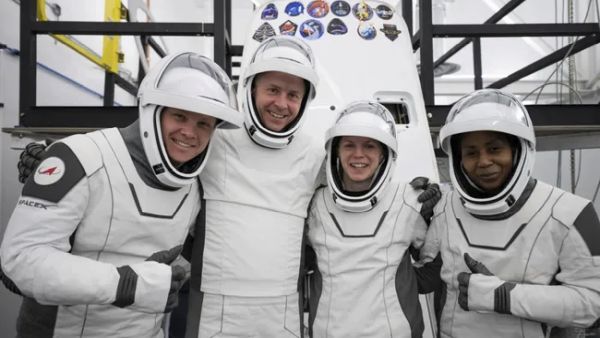 SPACEX TO RESUME ASTRONAUT LAUNCHES ON AUG. 18 WITH CREW-9 MISSION TO ISS