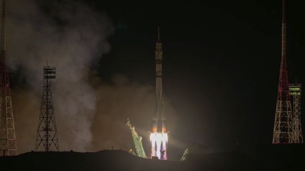 SOYUZ ROCKET LAUNCHES NEW US-RUSSIAN CREW OF 3 TO ISS