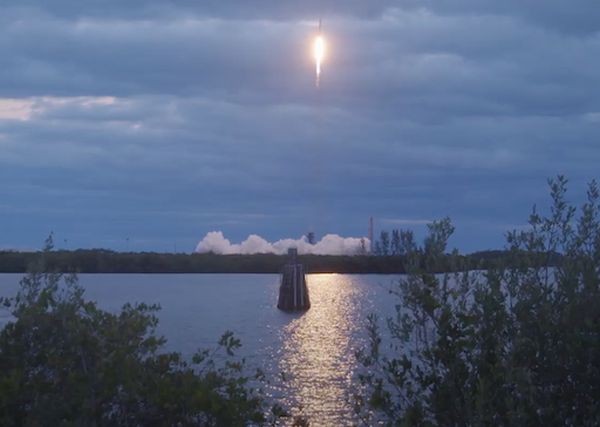 SPACEX LAUNCHES MYSTERY ‘OPTUS-X’ ON FALCON 9 ROCKET FROM THE KENNEDY SPACE CENTER