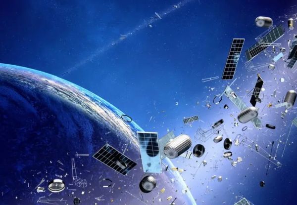 EARTH'S SPACE DEBRIS PROBLEM IS GETTING SO BAD IT'S JEOPARDIZING THE INTERNET AND ASTRONAUT MISSIONS