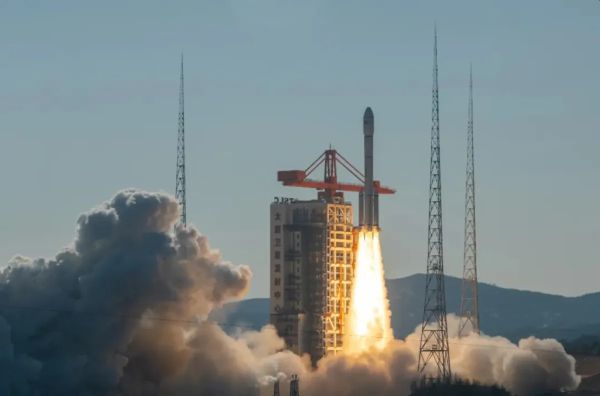 CHINA LAUNCHES FOURTH BATCH OF THOUSAND SAILS MEGACONSTELLATION SATELLITES