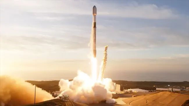 SPACEX LAUNCHES 22 STARLINK INTERNET SATELLITES FROM CALIFORNIA